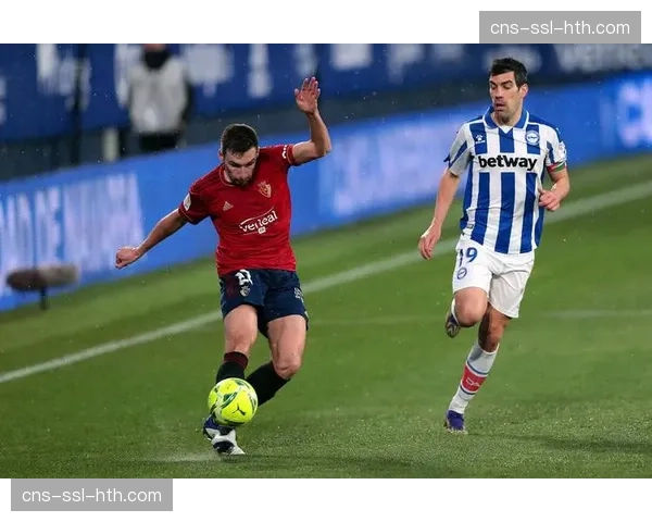 镜头之外：跟随一支英超俱乐部的社交媒体团队记录“比赛日”内容创作全程