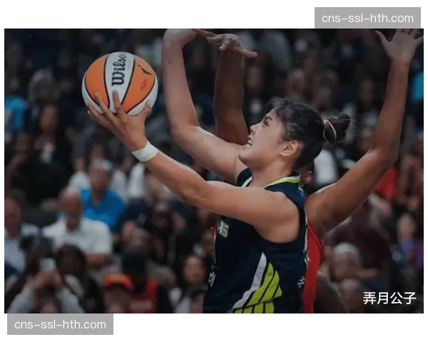 飞翼队训练视频曝光，李月汝与核心球员同组训练